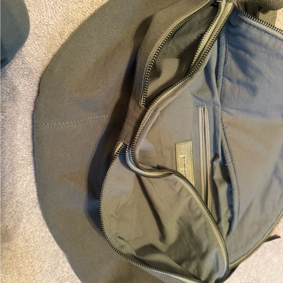 Free People At Ease Embellished sling bag green canvas NWOT. - Picture 7 of 7
